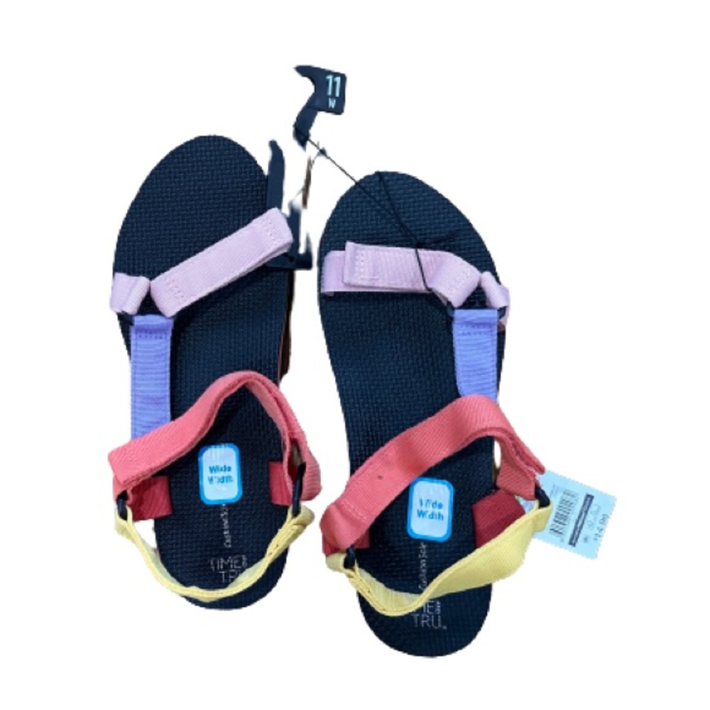 Women’s Strap Sandals 11W